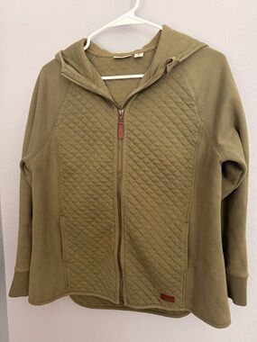 L.L. Bean Quilted Jacked in Olive Size Medium